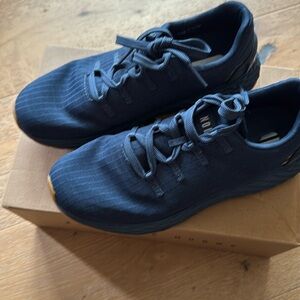 NOBULL Ripstop Runner | Navy with Gum soles | Nearly New | 6.5